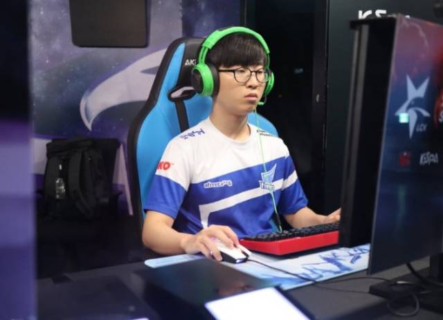 勇士队曾连 勇士队曾连