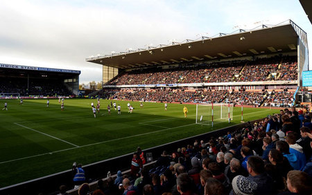 但他们在 但他们在